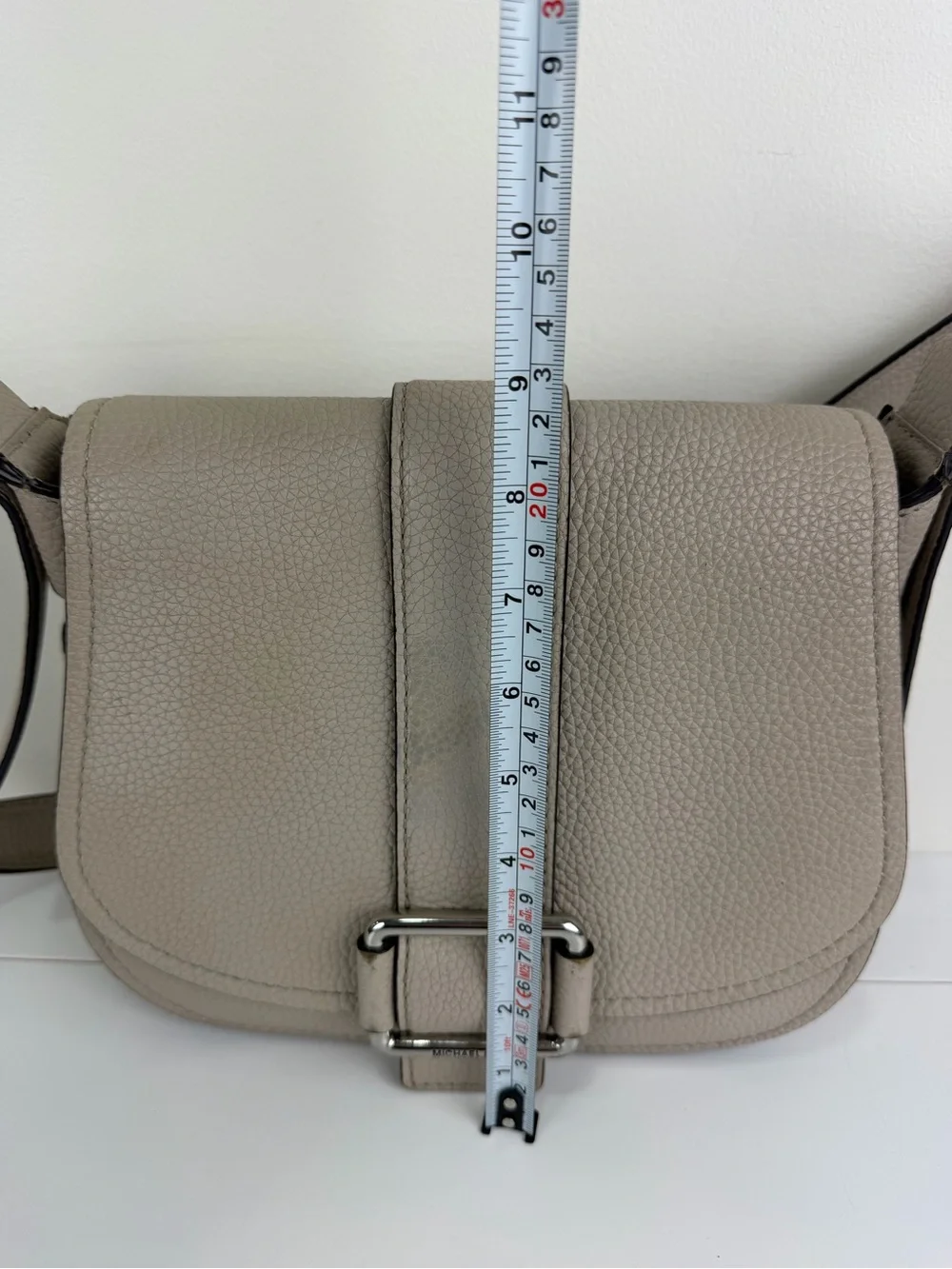 Michael Kors Pebbled Leather Messenger Crossbody Bag Light Taupe